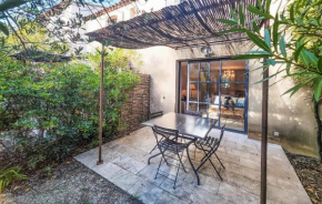Lovely Home In Saint-Laurent-De-La-Cabrerisse